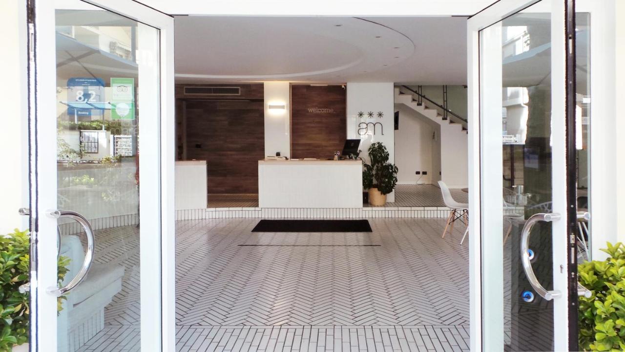 Hotel Aria Di Mare - Bed & Brunch In Centro A Riccione Eksteriør bilde