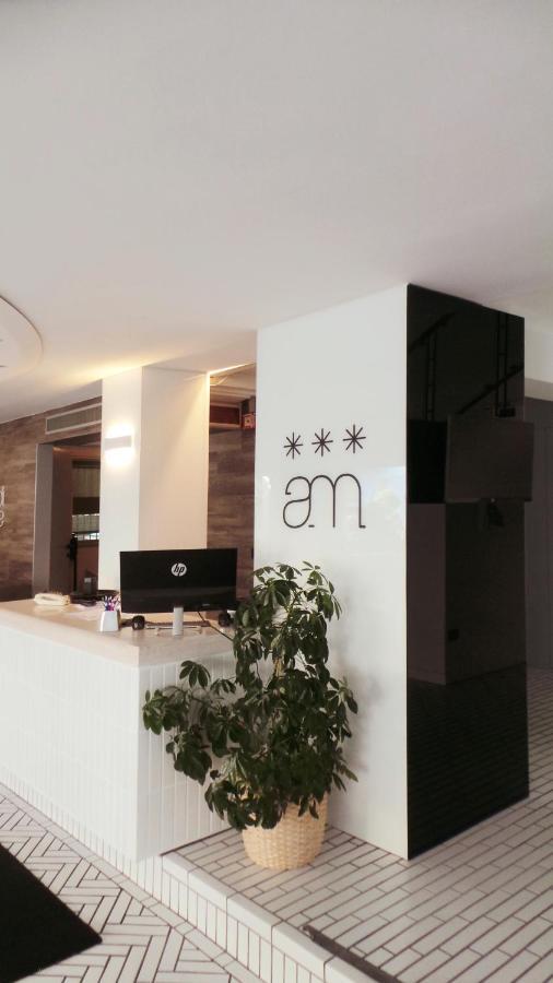 Hotel Aria Di Mare - Bed & Brunch In Centro A Riccione Eksteriør bilde