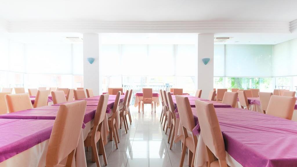 Hotel Aria Di Mare - Bed & Brunch In Centro A Riccione Eksteriør bilde