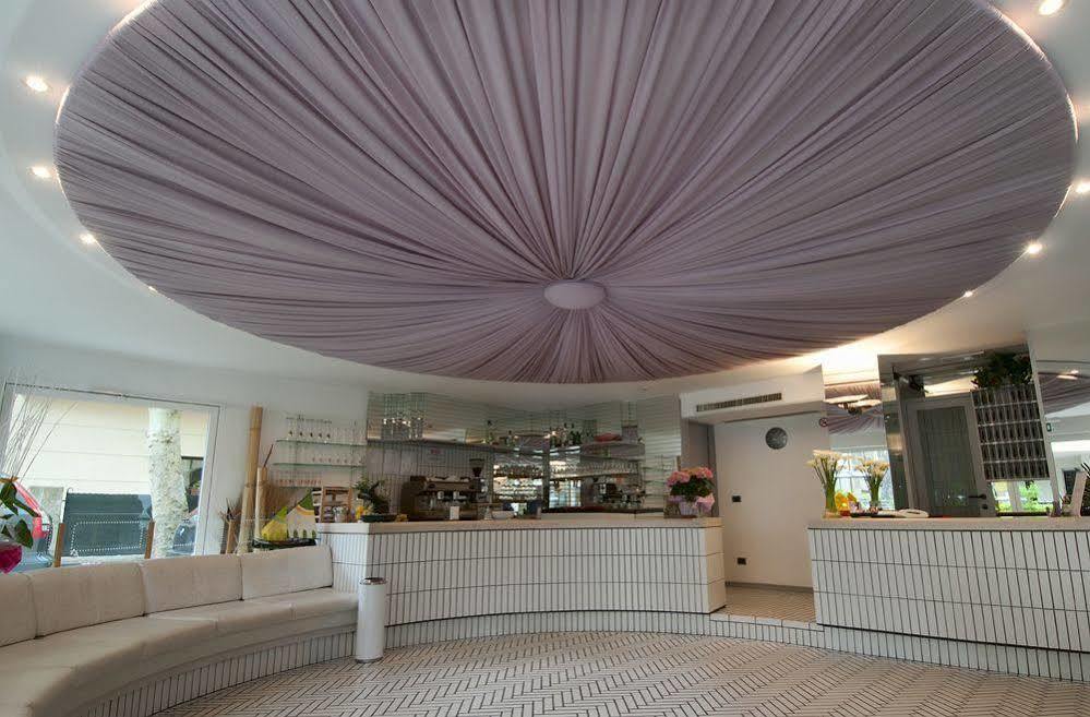 Hotel Aria Di Mare - Bed & Brunch In Centro A Riccione Eksteriør bilde